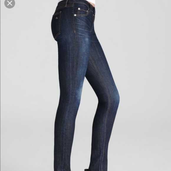 Rag & Bone Dark Wash Kensington Skinny Jeans in a size 28 - Picture 4 of 6